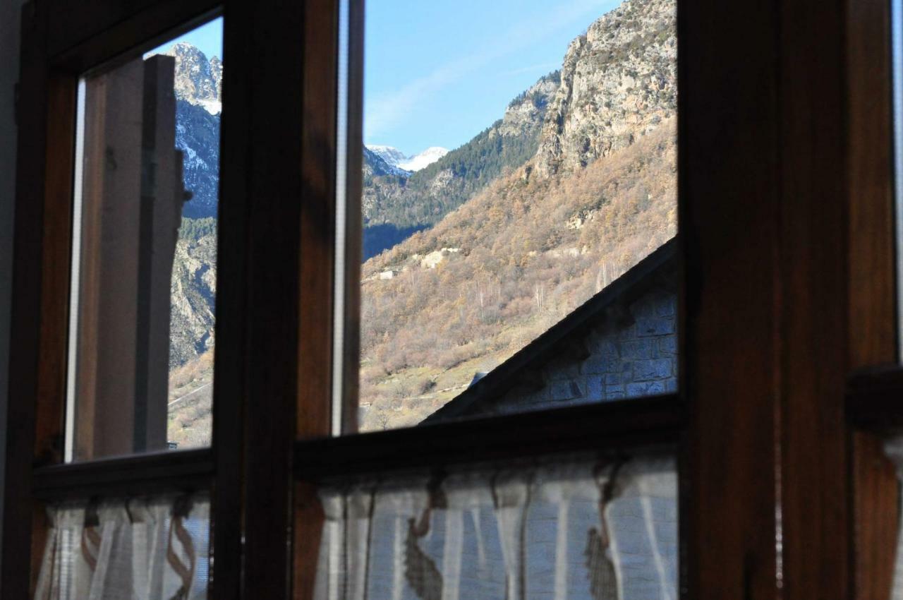 Residencial Valle De Benasque Luaran gambar