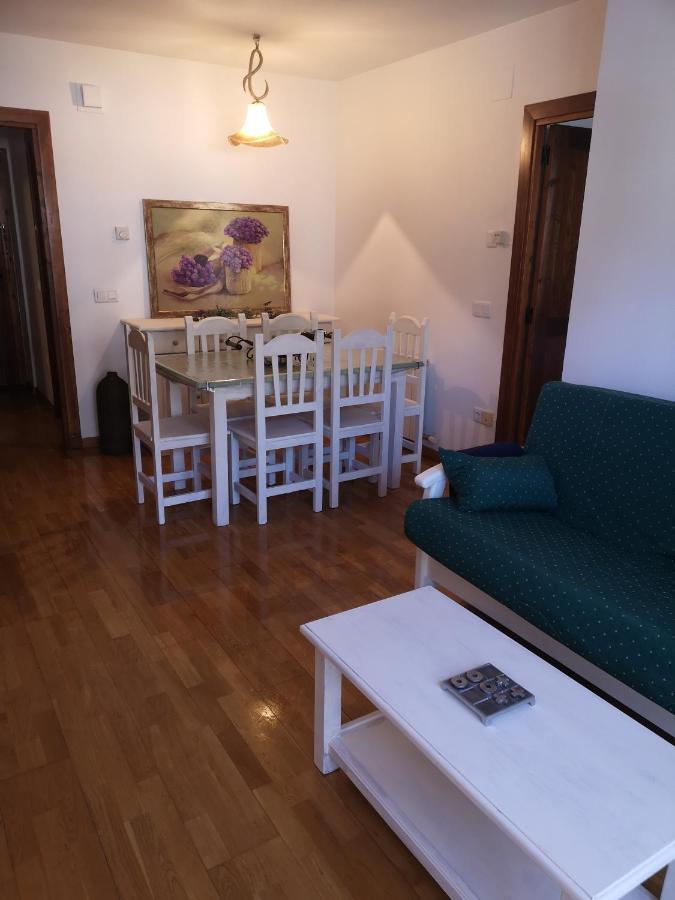 Residencial Valle De Benasque Luaran gambar
